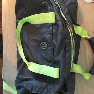 Lulu lemon gym bag